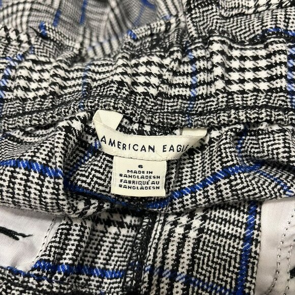 AMERICAN EAGLE PLAID MOM SHORTS 6 BLACK WHITE BLUE PAPERBAG WAIST SHORT DAYLIGHT - Picture 3 of 5